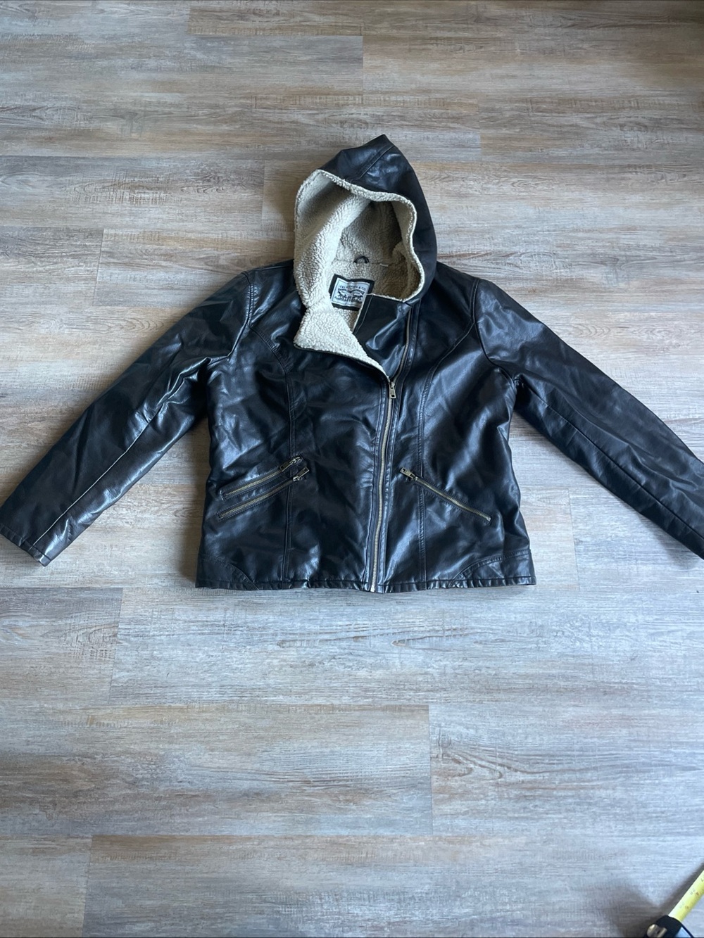 Levi’s Women’s Brown Leather Sherpa Lined Hoodie Jacket Size 2XL